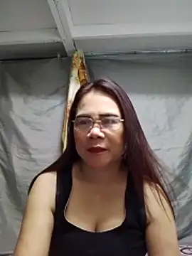 Snapshot of erma_joy chatting on May 2, 2026, 7:52 pm erma joy online show from May 2, 2026, 7:52 pm
