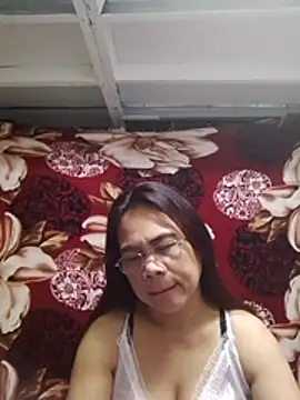 Snapshot of erma_joy chatting on May 18, 2026, 5:19 pm erma joy online show from May 18, 2026, 5:19 pm