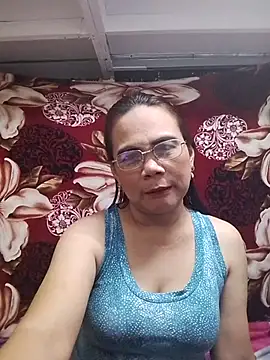 Snapshot of erma_joy chatting on May 19, 2026, 1:56 am erma joy online show from May 19, 2026, 1:56 am