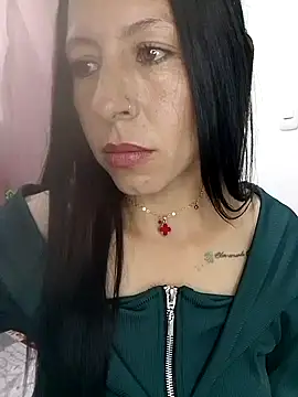 you yuyuu online show from November 9, 2025, 8:07 pm