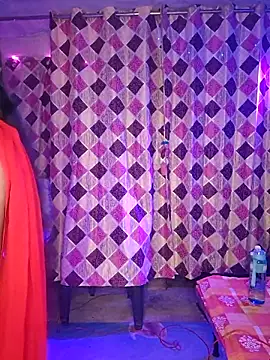 Sweet-Maddlina online show from December 4, 2025, 10:57 am