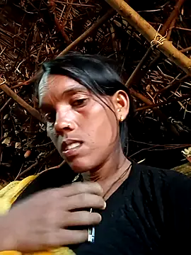 Cutsedi3 online show from November 5, 2025, 9:53 am