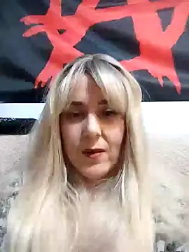 Snapshot of Amelialove42 chatting on January 9, 2026, 7:04 pm Amelialove42 online show from January 9, 2026, 7:04 pm