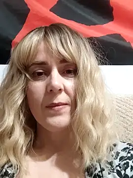 Snapshot of Amelialove42 chatting on February 11, 2026, 5:40 pm Amelialove42 online show from February 11, 2026, 5:40 pm