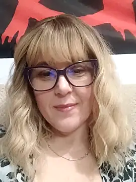 Snapshot of Amelialove42 chatting on February 27, 2026, 7:36 pm Amelialove42 online show from February 27, 2026, 7:36 pm