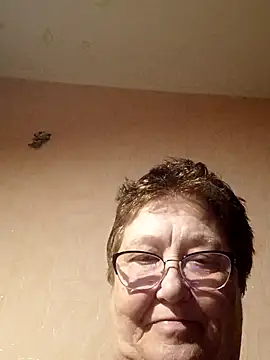 Snapshot of Katherine735 chatting on March 26, 2026, 9:42 pm Katherine735 online show from March 26, 2026, 9:42 pm