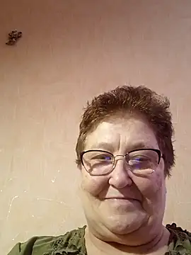 Snapshot of Katherine735 chatting on April 2, 2026, 9:51 am Katherine735 online show from April 2, 2026, 9:51 am