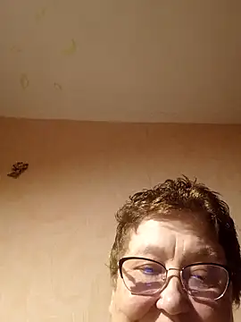 Snapshot of Katherine735 chatting on April 8, 2026, 7:14 pm Katherine735 online show from April 8, 2026, 7:14 pm