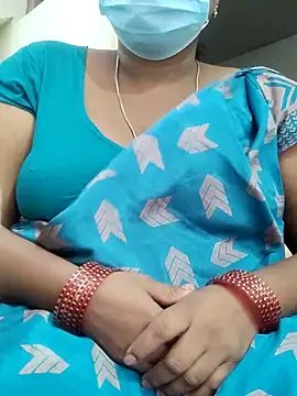 Snapshot of sweetramya chatting on October 15, 2025, 8:03 am sweetramya online show from October 15, 2025, 8:03 am