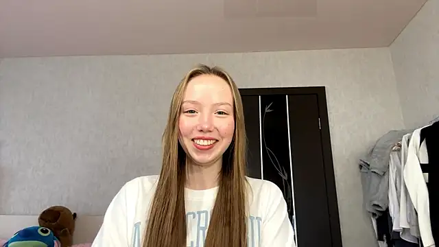 AntoniaMoravick online show from October 21, 2025, 8:37 am