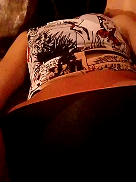 lorina202 online show from October 28, 2025, 10:01 pm