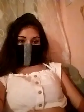 lorina202 online show from October 31, 2025, 4:13 am