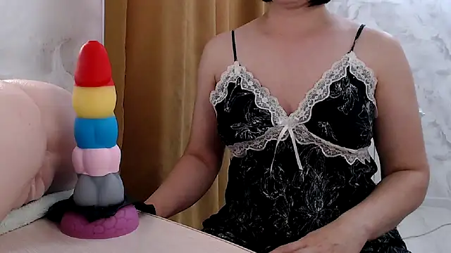 Julia your Sweet online show from November 10, 2025, 10:25 am