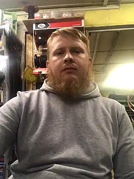 Snapshot of bodywork30 chatting on November 9, 2025, 2:26 pm bodywork30 online show from November 9, 2025, 2:26 pm