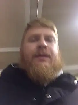 Snapshot of bodywork30 chatting on November 24, 2025, 3:23 pm bodywork30 online show from November 24, 2025, 3:23 pm