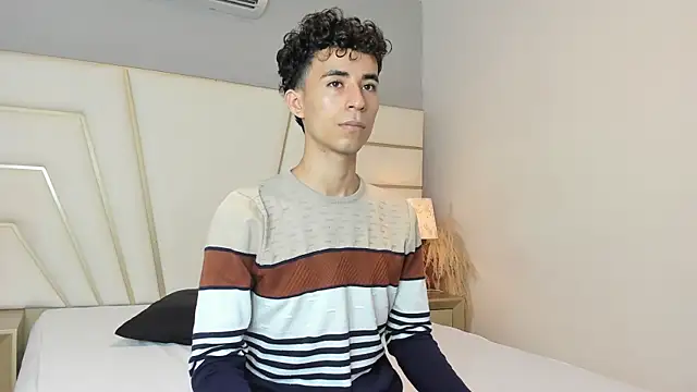 Zahir Ashar online show from October 21, 2025, 11:11 am