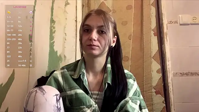 ArianeBhayani online show from October 10, 2025, 9:14 pm