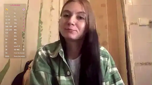 ArianeBhayani online show from October 15, 2025, 9:15 pm