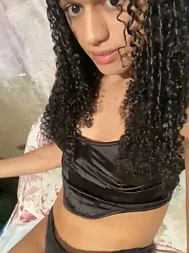 Snapshot of Scarlett_Vyxen25 chatting on November 14, 2025, 5:55 pm Scarlett Vyxen25 online show from November 14, 2025, 5:55 pm