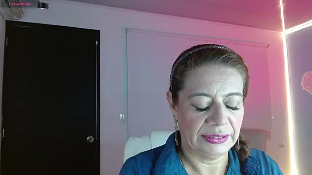 Snapshot of channelsmith_55 chatting on March 2, 2026, 1:18 pm channelsmith 55 online show from March 2, 2026, 1:18 pm