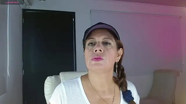 Snapshot of channelsmith_55 chatting on March 3, 2026, 1:17 pm channelsmith 55 online show from March 3, 2026, 1:17 pm