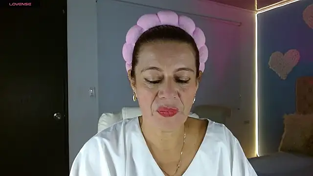 Snapshot of channelsmith_55 chatting on March 11, 2026, 1:17 pm channelsmith 55 online show from March 11, 2026, 1:17 pm