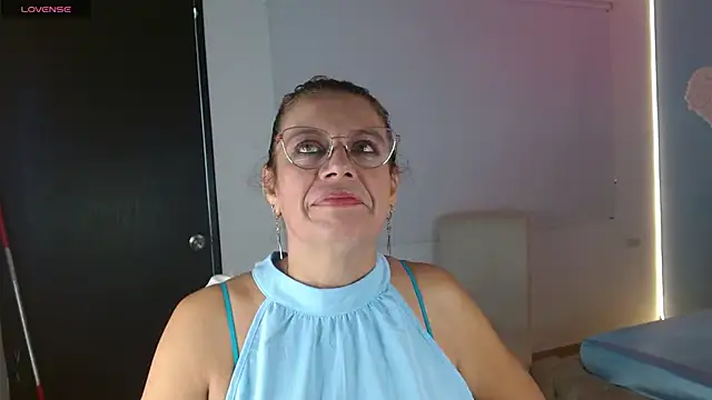 Snapshot of channelsmith_55 chatting on March 20, 2026, 1:49 pm channelsmith 55 online show from March 20, 2026, 1:49 pm