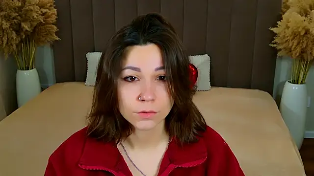 EdenSolis online show from February 23, 2026, 10:56 am