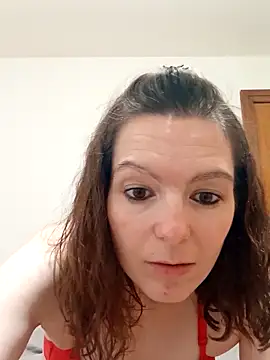 Snapshot of labellerose chatting on October 31, 2025, 6:20 pm labellerose online show from October 31, 2025, 6:20 pm