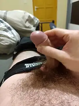 Snapshot of Miskolc1996 chatting on February 17, 2026, 10:05 pm Miskolc1996 online show from February 17, 2026, 10:05 pm