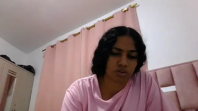 Snapshot of abby_moss_2 chatting on December 19, 2025, 6:09 am abby moss 2 online show from December 19, 2025, 6:09 am