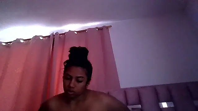 Snapshot of abby_moss_2 chatting on January 13, 2026, 7:08 pm abby moss 2 online show from January 13, 2026, 7:08 pm