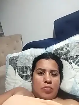 Candy-Samanthy online show from November 9, 2025, 4:11 am