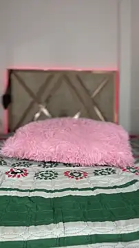 Snapshot of Jacovo2002 chatting on October 24, 2025, 5:20 pm Jacovo2002 online show from October 24, 2025, 5:20 pm