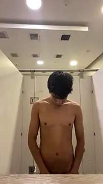 Jacovo2002 online show from April 12, 2026, 9:53 pm