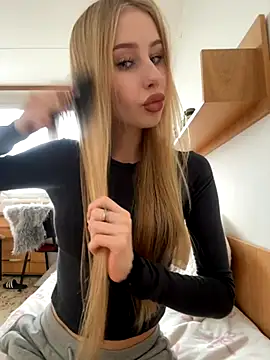 Snapshot of JudithCarly chatting on November 26, 2025, 10:27 am JudithCarly online show from November 26, 2025, 10:27 am