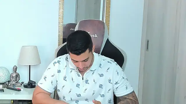 Snapshot of Ken_mailik1 chatting on January 11, 2026, 7:35 am Ken mailik1 online show from January 11, 2026, 7:35 am