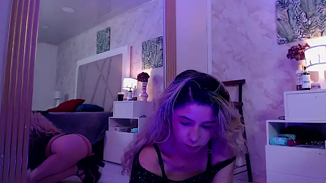 Sophie teller online show from October 16, 2025, 4:24 am