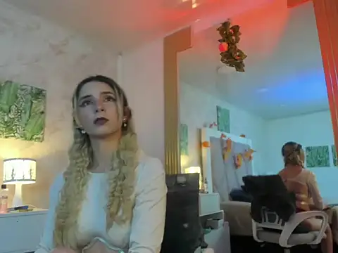 Sophie teller online show from November 7, 2025, 2:00 am