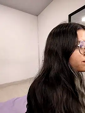 Snapshot of harper_ks chatting on February 19, 2026, 2:29 am harper ks online show from February 19, 2026, 2:29 am