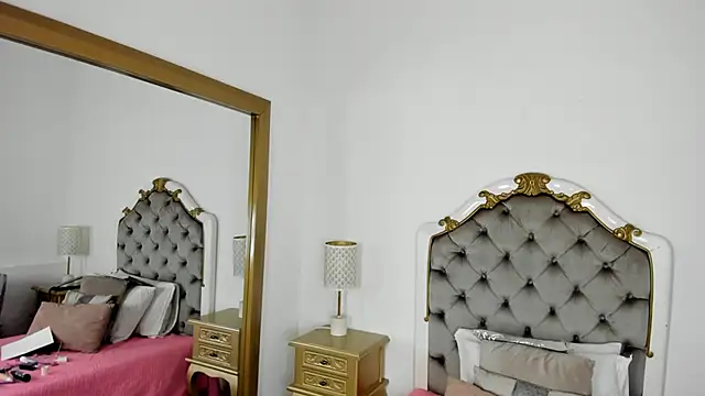 mary joseph online show from December 5, 2025, 8:27 pm