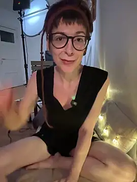 Snapshot of Antifistin chatting on March 6, 2026, 10:06 pm Antifistin online show from March 6, 2026, 10:06 pm