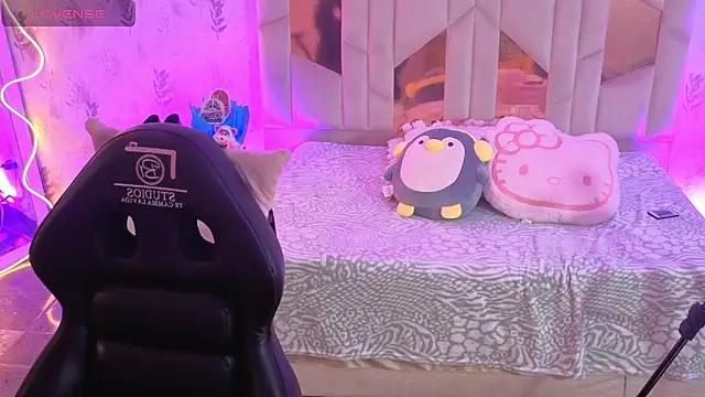 MARIANA TAY1 online show from March 26, 2026, 5:13 am