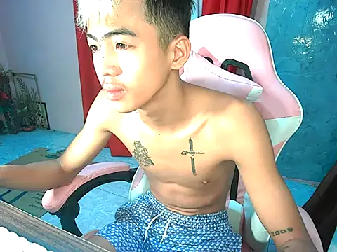 Snapshot of boy_raphael chatting on February 26, 2026, 1:59 am boy raphael online show from February 26, 2026, 1:59 am