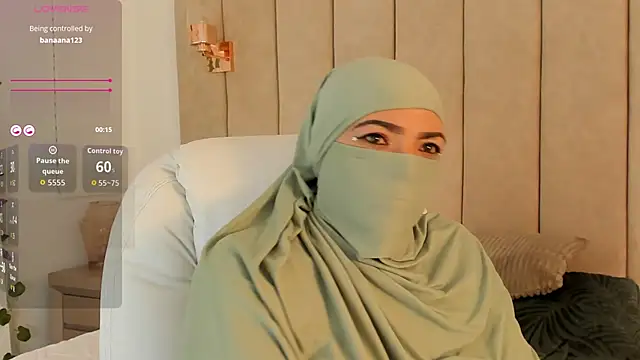 Snapshot of _naylaa_ chatting on November 20, 2025, 3:50 am naylaa online show from November 20, 2025, 3:50 am