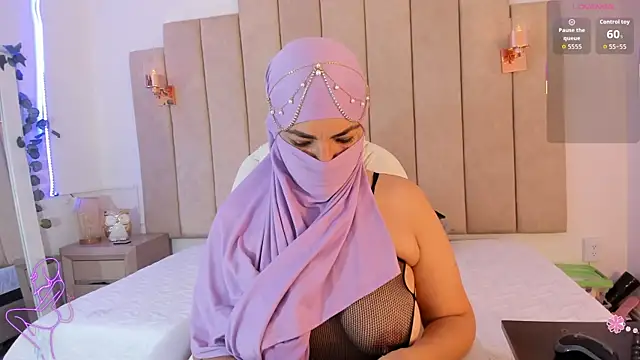 Snapshot of _naylaa_ chatting on January 9, 2026, 3:31 am naylaa online show from January 9, 2026, 3:31 am