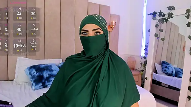 Snapshot of _naylaa_ chatting on February 12, 2026, 3:56 am naylaa online show from February 12, 2026, 3:56 am