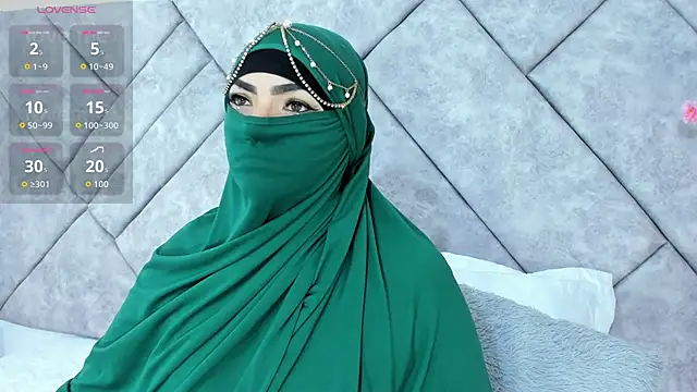 Snapshot of _naylaa_ chatting on April 12, 2026, 3:00 am naylaa online show from April 12, 2026, 3:00 am
