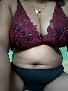 Snapshot of Mowri-20 chatting on November 18, 2025, 4:28 am Mowri-20 online show from November 18, 2025, 4:28 am