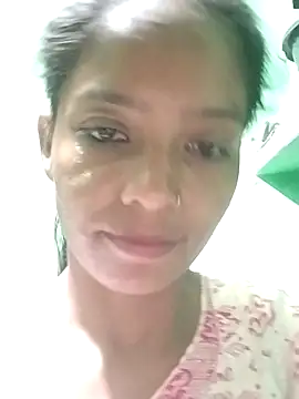 Jaanvi G online show from October 21, 2025, 3:02 pm